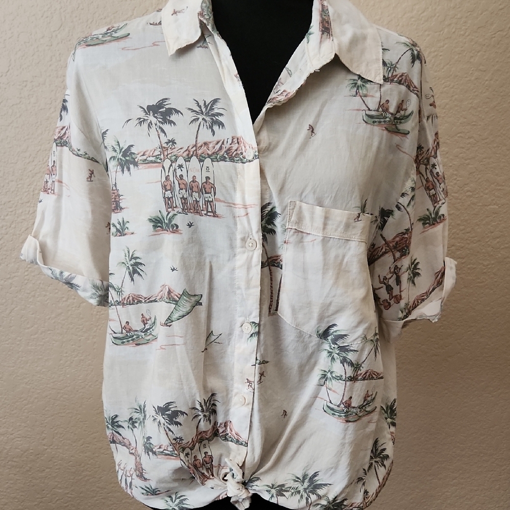 Aerie White Blouse with Subtle Tropical Print